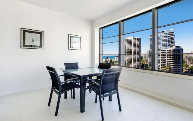 Iconic Q Surfers Paradise 1 Bedroom