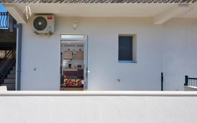 Studio apartment Bašćan