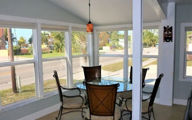 4431 Estero House