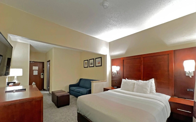 Quality Inn & Suites Green Bay - Ashwaubenon