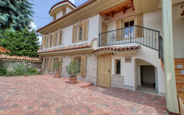 Manna Villa