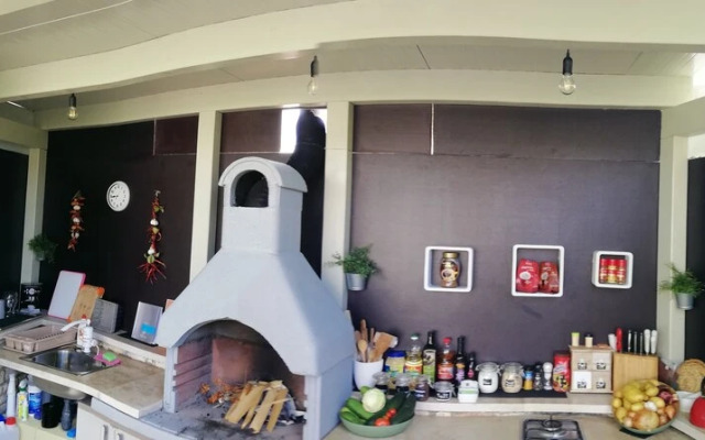 Private Acommodation Istrasoley