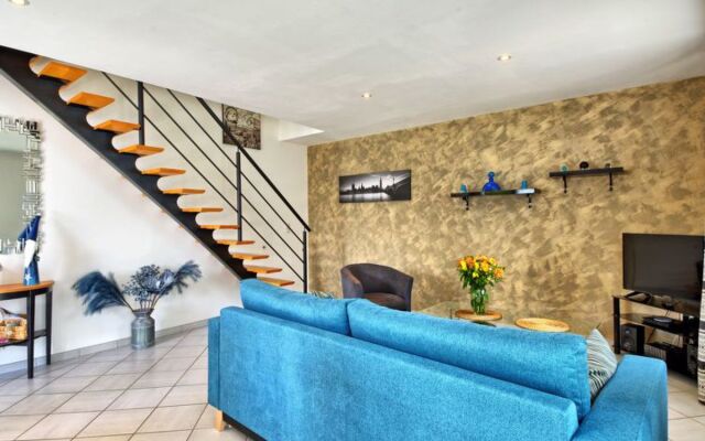 Le GraffiTy (BEE300)