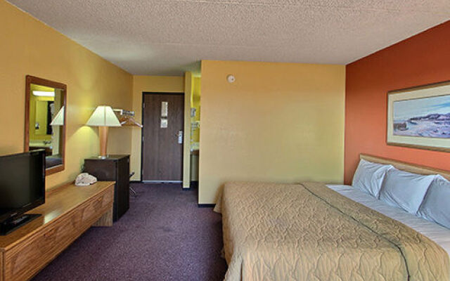 Belgium Inn & Suites