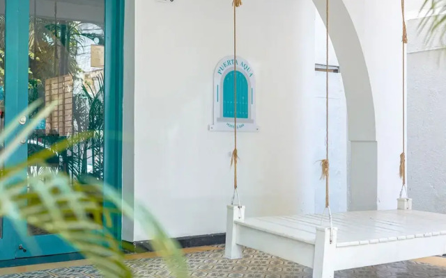 Puerta Aqua Hostel