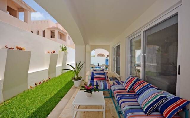 Casa la Mera Mora by Skyrun