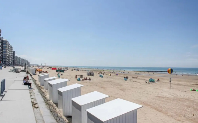 Awesome Home in Middelkerke/westende With 3 Bedrooms