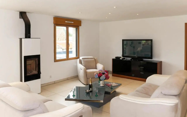 Holiday Home Les Menhirs - PML105