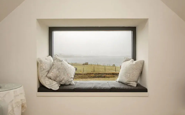 Solas, Ormiscaig, Luxury Coastal Retreat