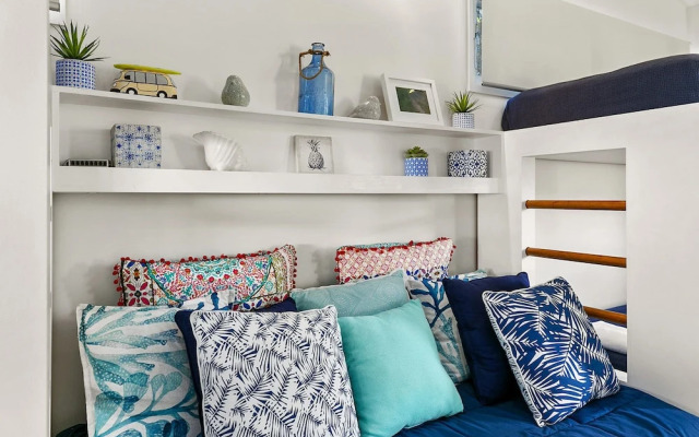 Stunning River House - 51 Hilton Esplanade