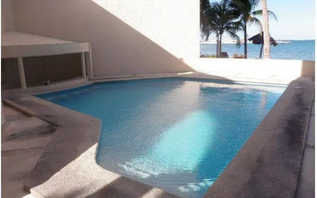 CaribbeanFront Cancun Puerto Juarez