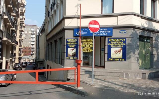 Melikishvili 15 Suites