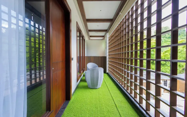 Pleasant Tree Hotels