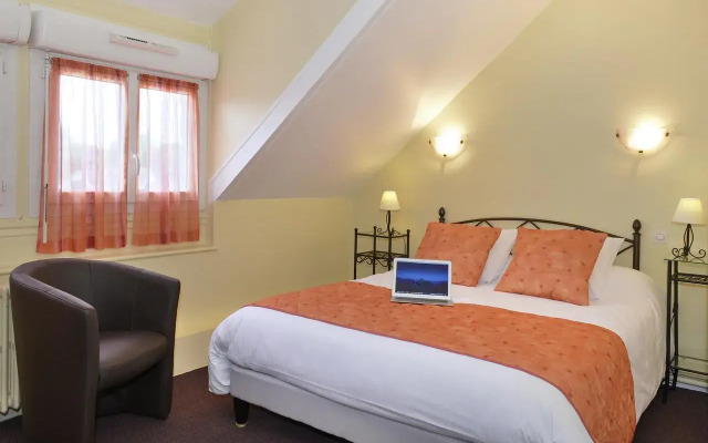 Logis Hôtel du Dauphin