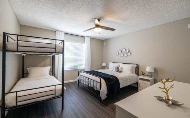 Glendale Keim 4 Bedroom Home By Redawning