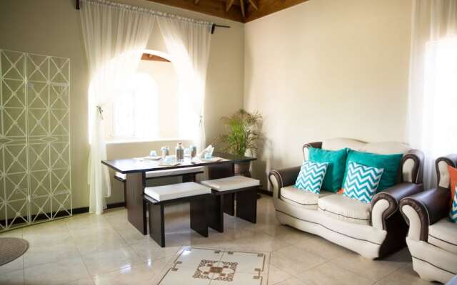 Apartment in Hellshire near Beach