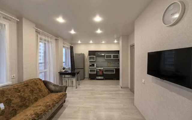 Счастливая матрешка на проспекте Ломоносова