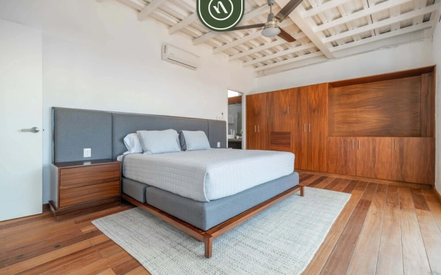 3 BR Condo - Private Terrace and Pool - Oceanview