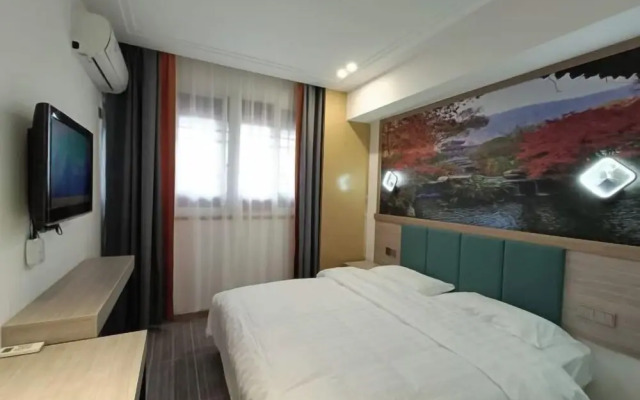 Ruining Hotel ( Xiangyang Gucheng North Street Branch)