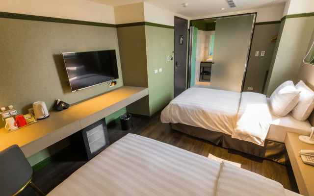 Q21 Hotel