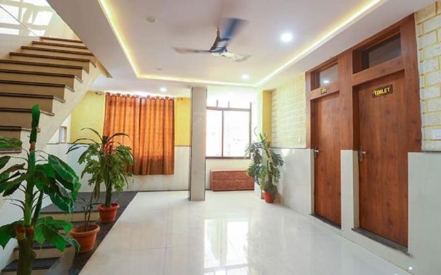 Fabhotel Rama Inn I