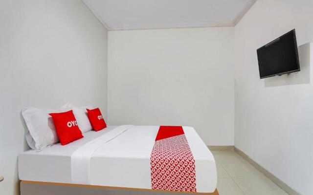 OYO 91082 Nathania Exclusive