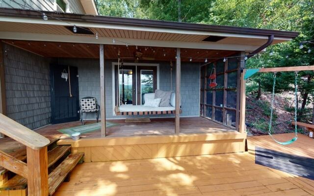 Norris Lake Escape