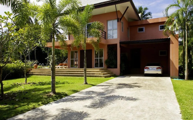 Breda Beach Villa