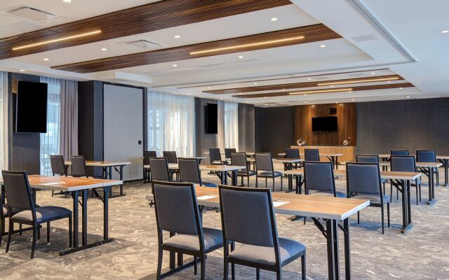 Homewood Suites by Hilton Montreal Downtown, QC