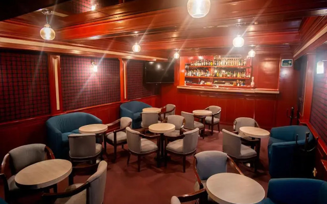 Hotel Parque Satelite
