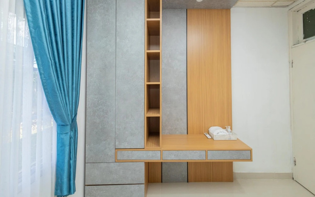 RedDoorz @ Politeknik Pelayaran Banten – Guest Rooms – Karang Serang