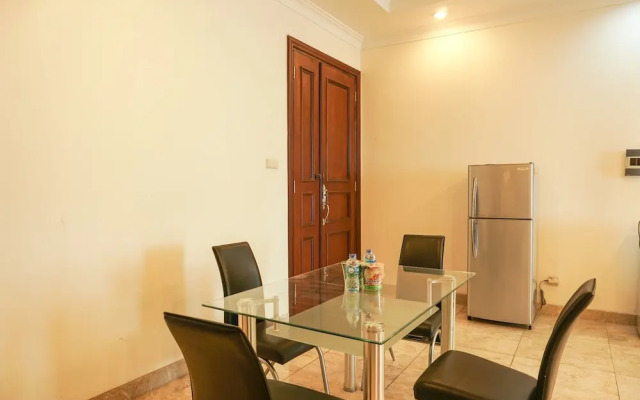 The Classic 2BR Belleza Apartment