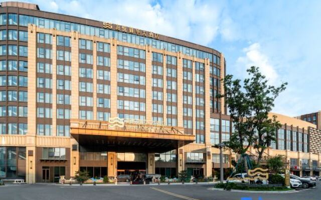 Serene Horizon Hotel