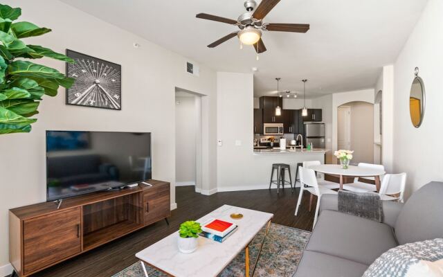 Dallas Beautiful 1BD 1BA Downtown Apartment