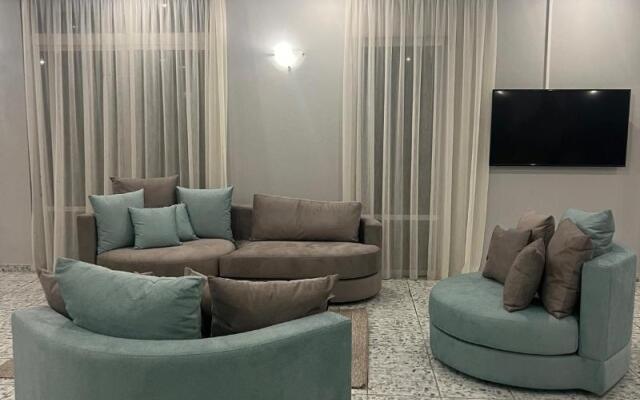 Ayit Hotel