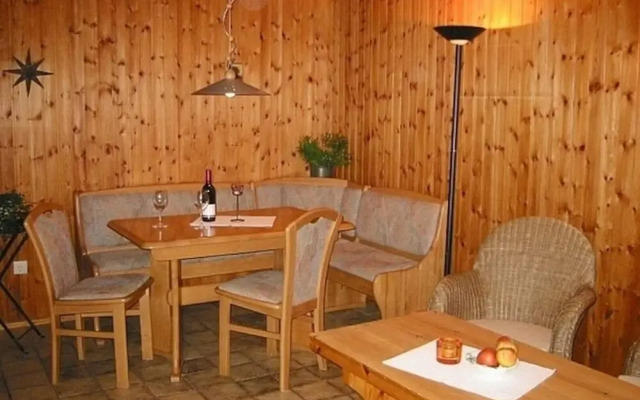 Well-kept Apartment in a Wooded Area