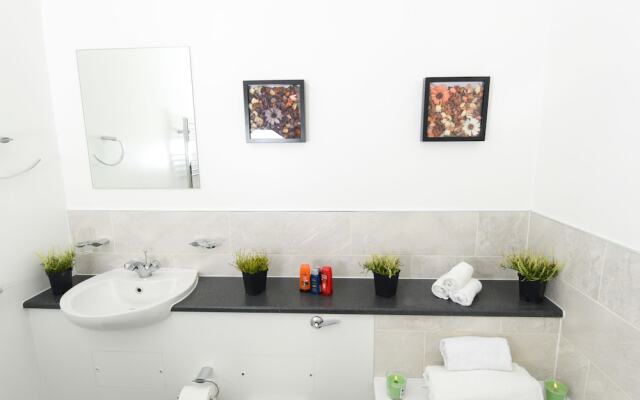 Cosy Apartment in Central London