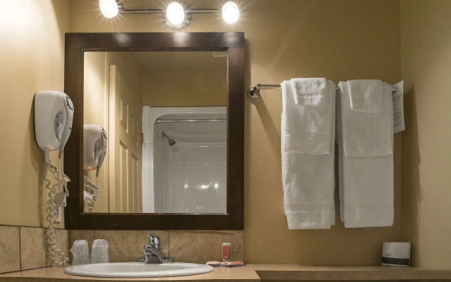 Econo Lodge La Malbaie