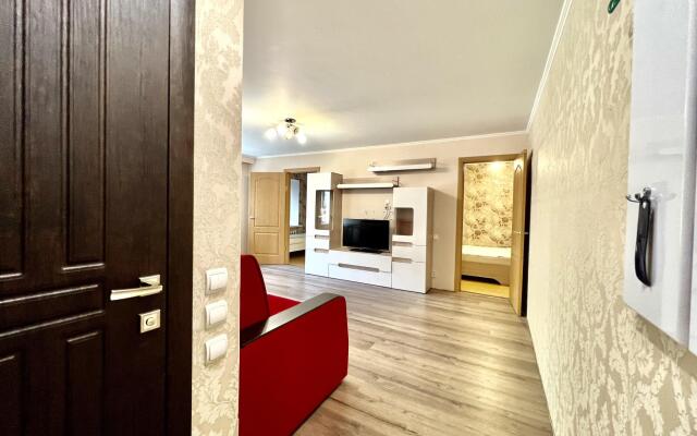 House-available on Kuibyshev Street