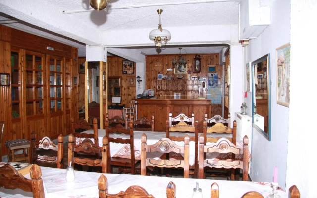 Katerina Hotel
