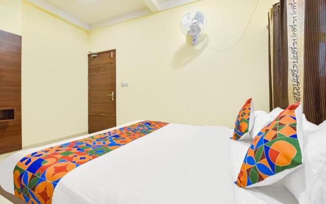Fabexpress Poonam Palace