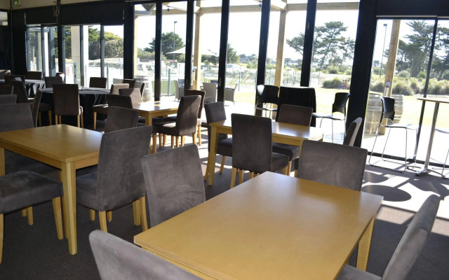 Barwon Heads Resort at 13th Beach