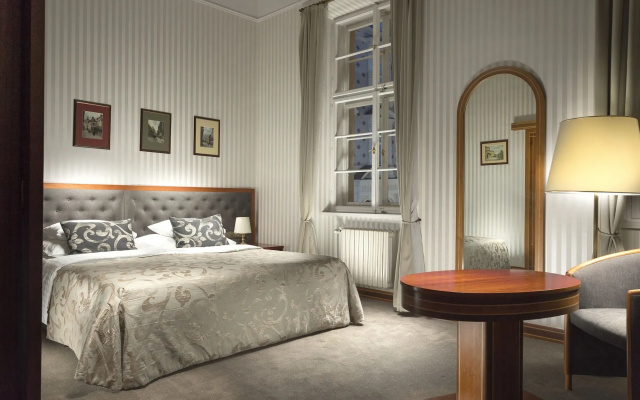 Hotel Pod Vezi