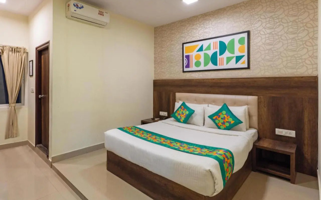 Treebo Cranberry Delight