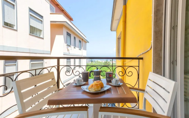 New & Stylish two Bedroom Apartment with Balconies