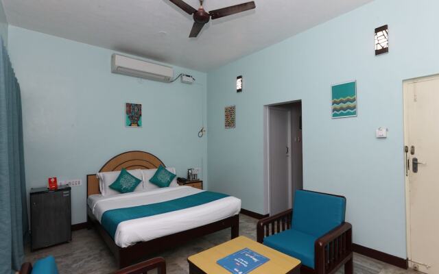 Santhi Inn by OYO Rooms