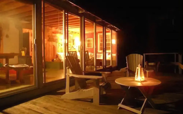 Loon Lodge - Two Bedroom Home