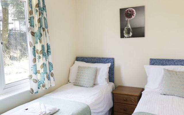 Valley Lodge 2