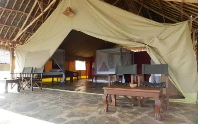 Doa Doa Safari Club