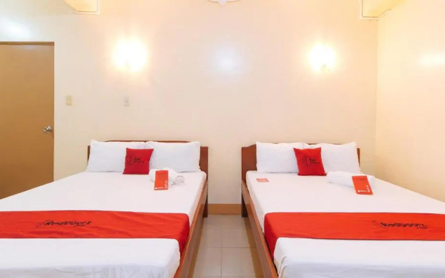 Reddoorz @ Golden Park Inn La Union